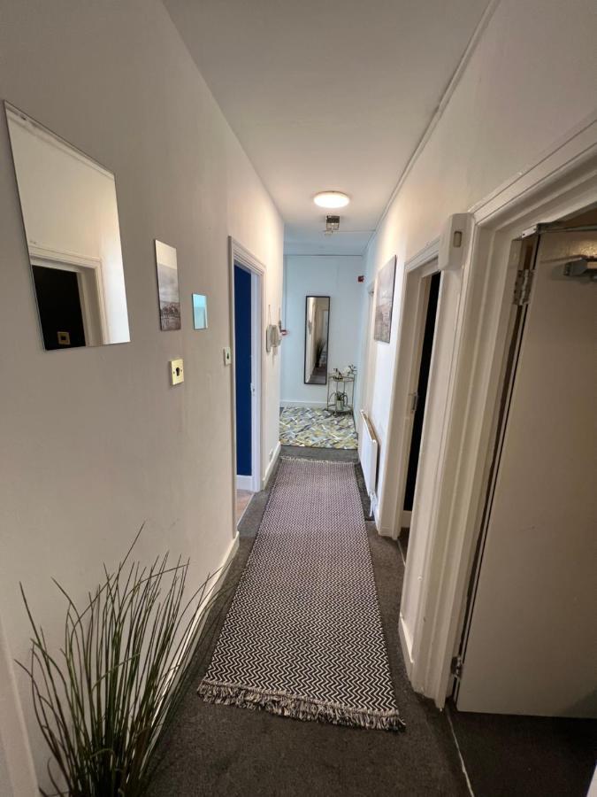 2-Bedroom Plus Living Room Flats Near Edgware Road Londra Esterno foto
