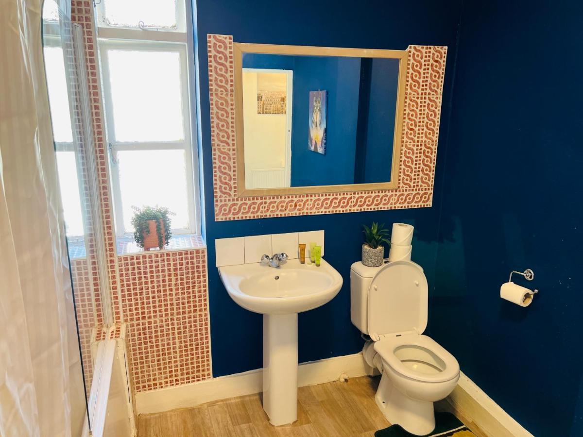 2-Bedroom Plus Living Room Flats Near Edgware Road Londra Esterno foto