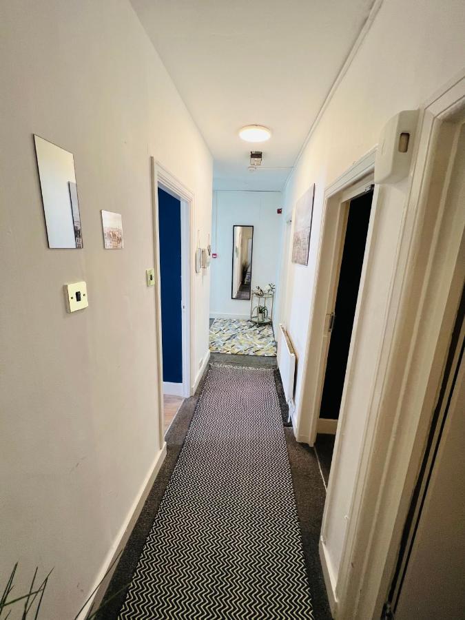 2-Bedroom Plus Living Room Flats Near Edgware Road Londra Esterno foto