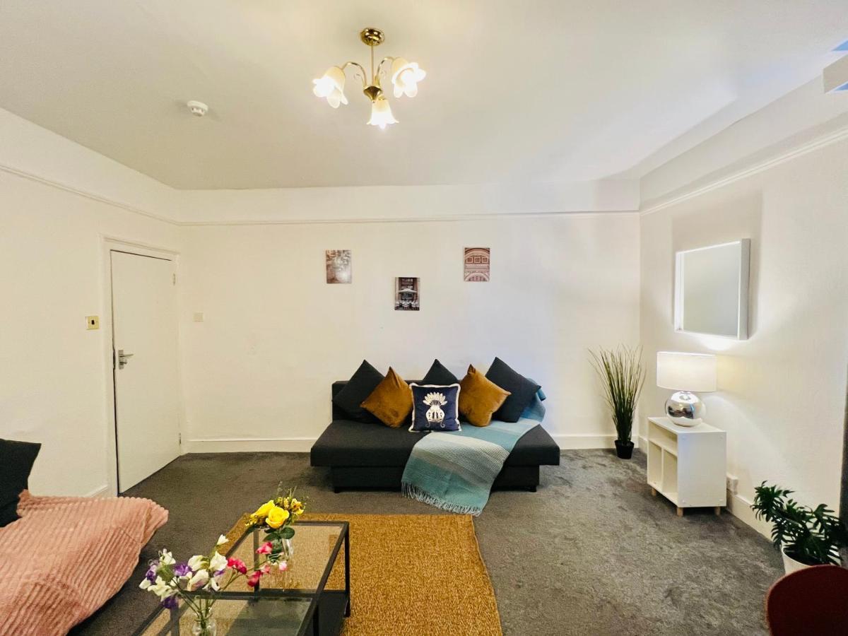 2-Bedroom Plus Living Room Flats Near Edgware Road Londra Esterno foto